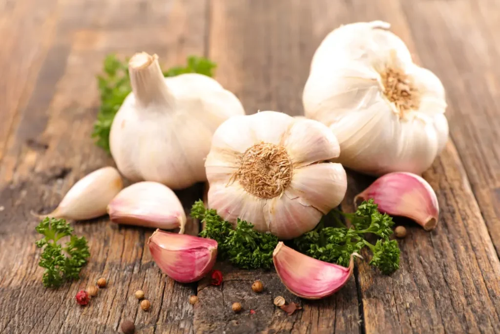 Garlic cloves.